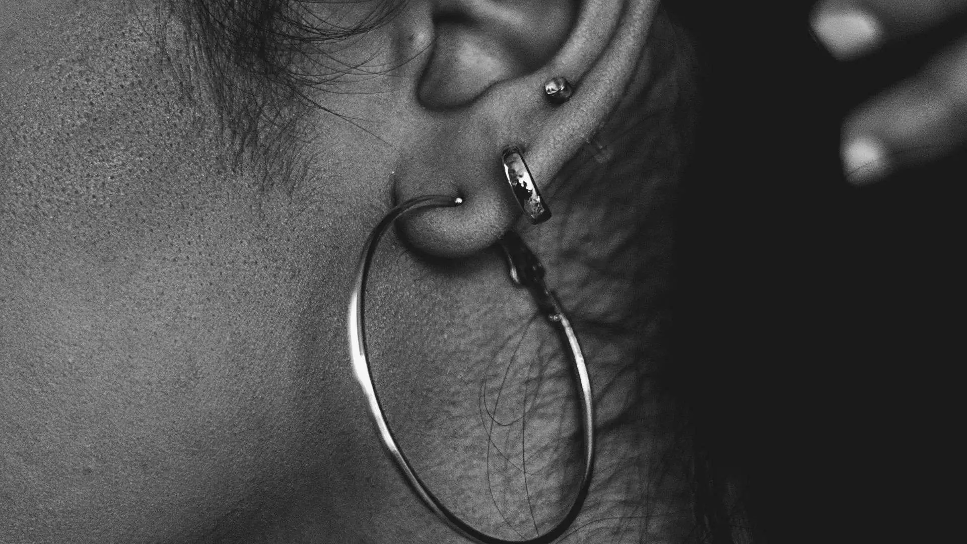 When Can I Change My Cartilage Piercing? (2022 Guide)